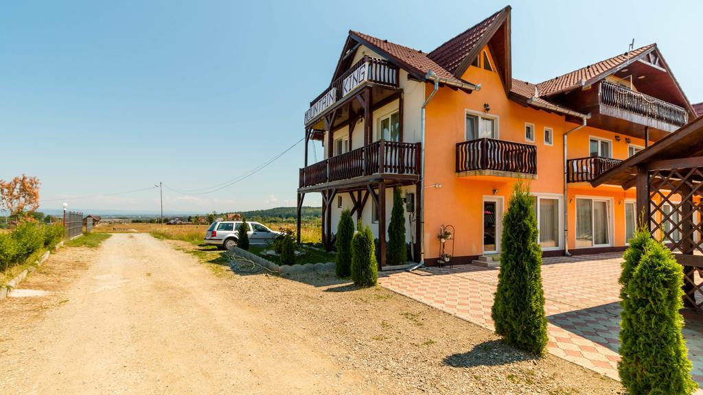 Sîmbăta de Sus 山丘之王旅馆酒店 外观 照片